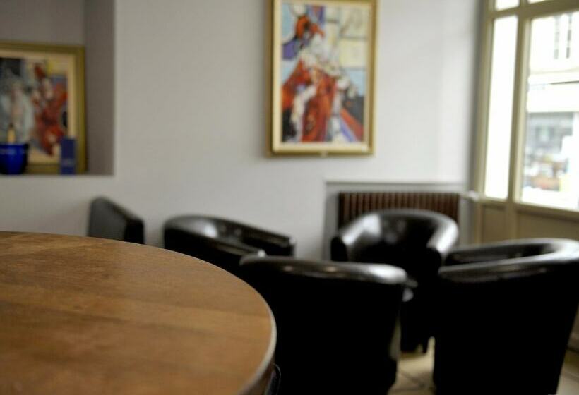 Le Lion D Or   Logis Hotels   Hotel 2 étoiles Et Restaurant