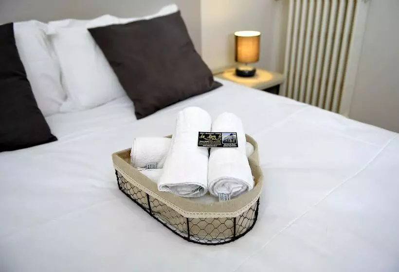 Le Lion D Or   Logis Hotels   Hotel 2 étoiles Et Restaurant