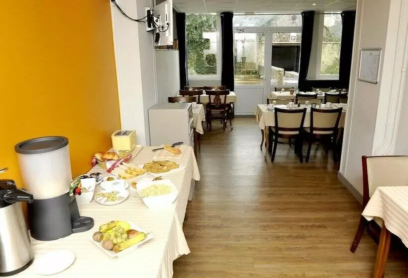 Le Lion D Or   Logis Hotels   Hotel 2 étoiles Et Restaurant