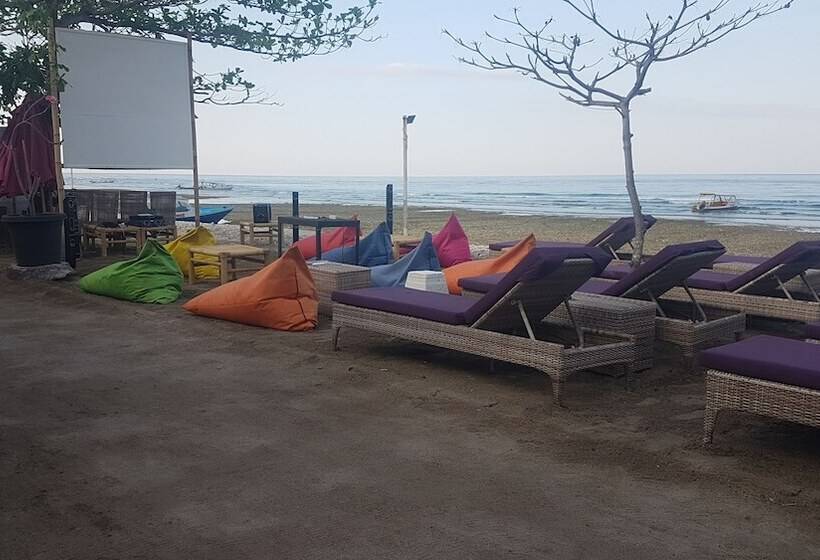 Hotel Meno Mojo Beach Resort