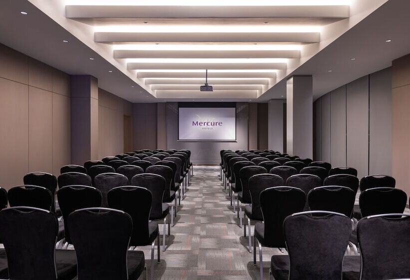 בית מלון כפרי Mercure Chengdu Chunxi