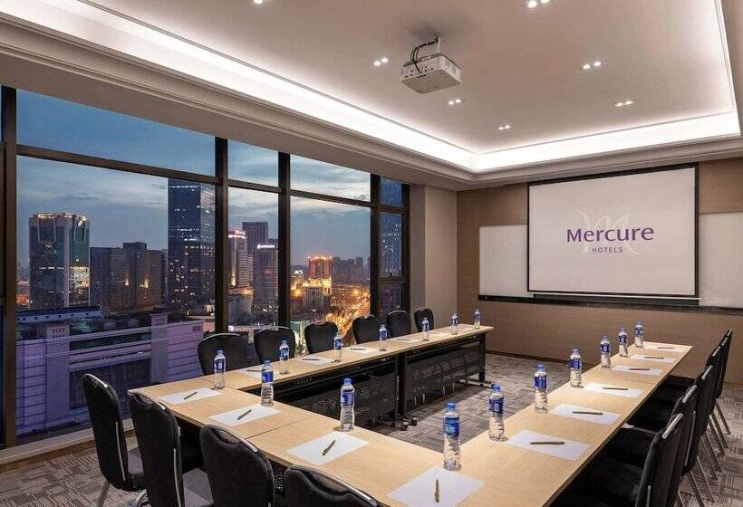 בית מלון כפרי Mercure Chengdu Chunxi