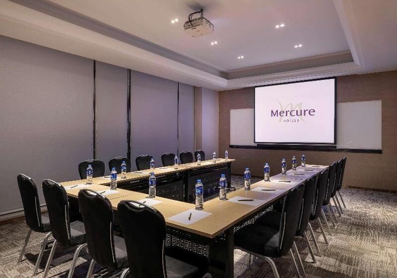 בית מלון כפרי Mercure Chengdu Chunxi