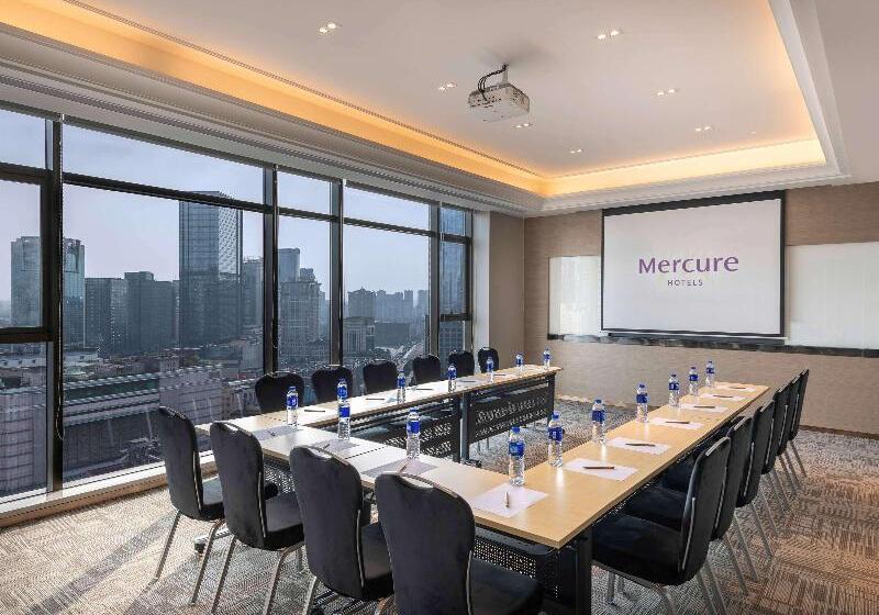 בית מלון כפרי Mercure Chengdu Chunxi