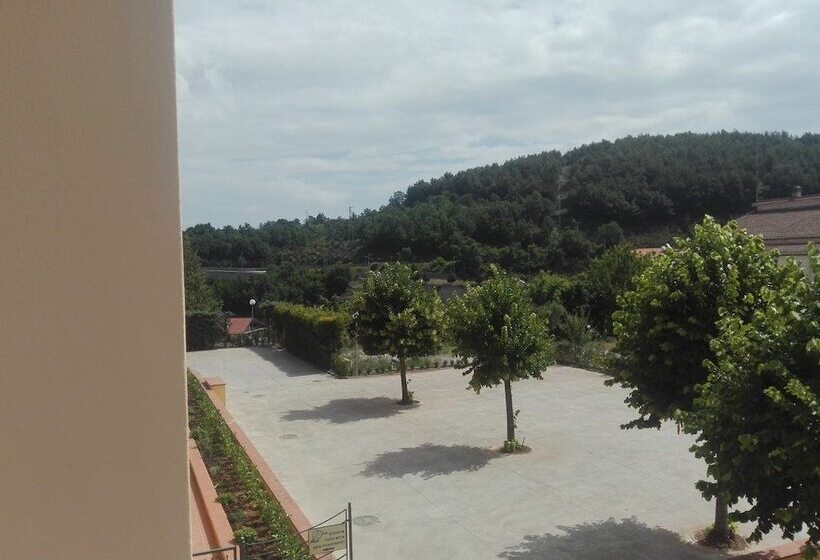 בית מלון כפרי Moliterno