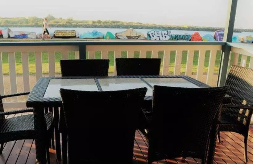 هتل Nrma Port Macquarie Breakwall Holiday Park