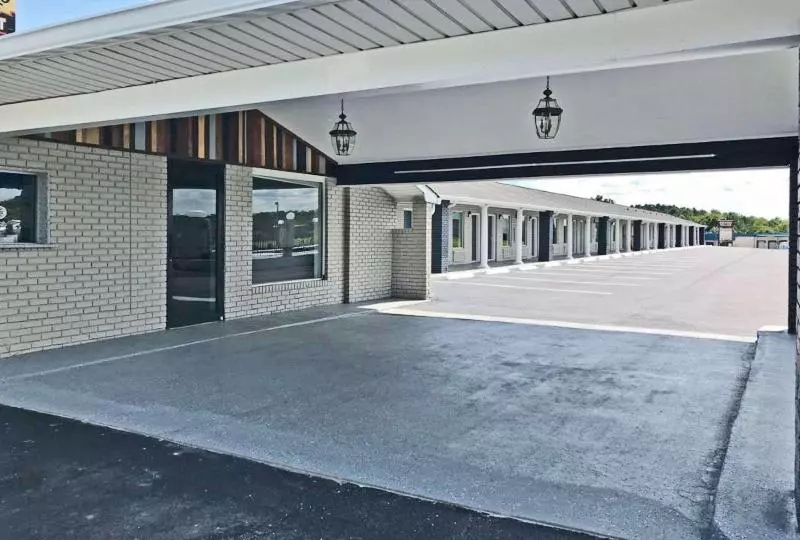 Hotelli Rodeway Inn South