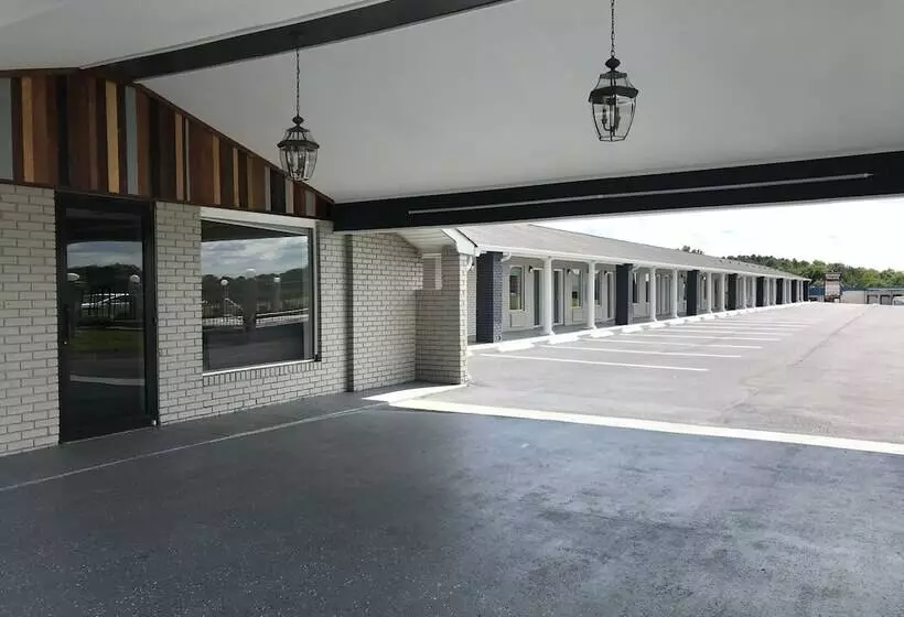 Hotelli Rodeway Inn South