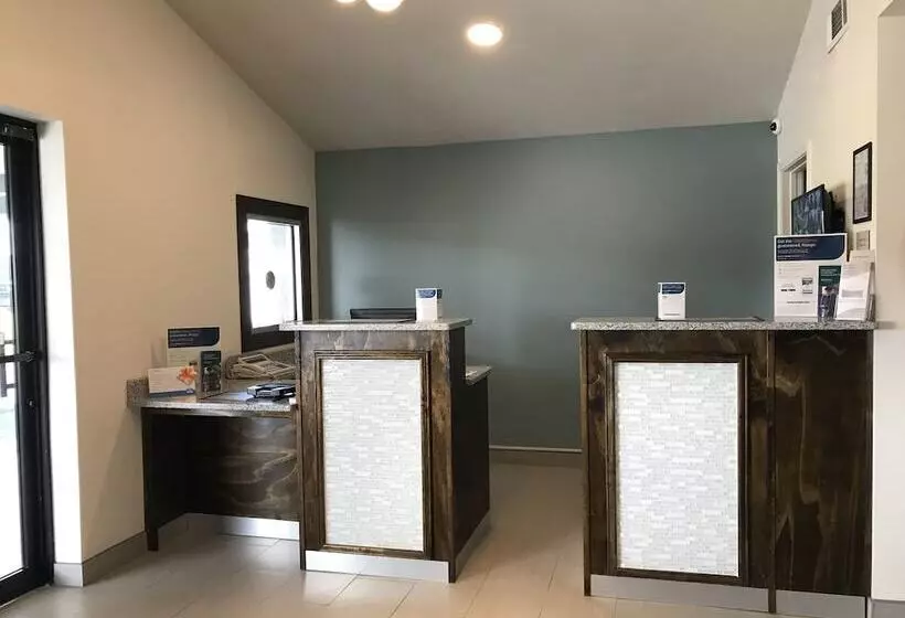 Hotelli Rodeway Inn South