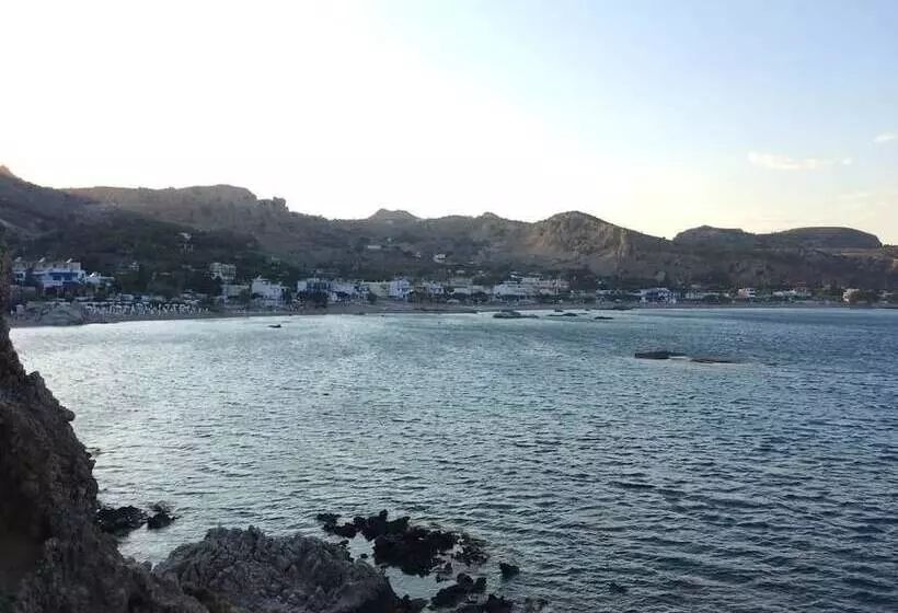 Hotelli Saint George Resort