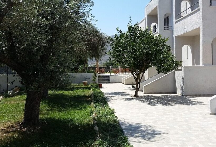 فندق Saint George Resort