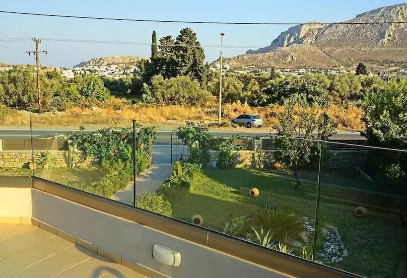 Hotelli Saint George Resort