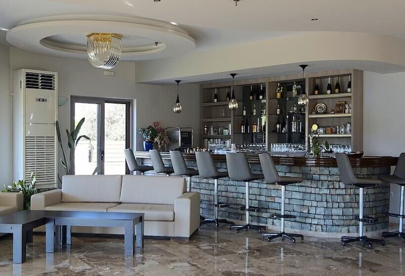 فندق Saint George Resort