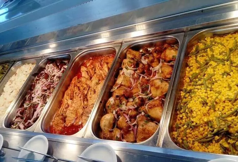 Hotelli Saint George Resort