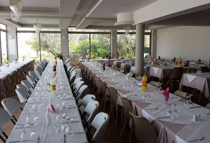 Hotelli Saint George Resort