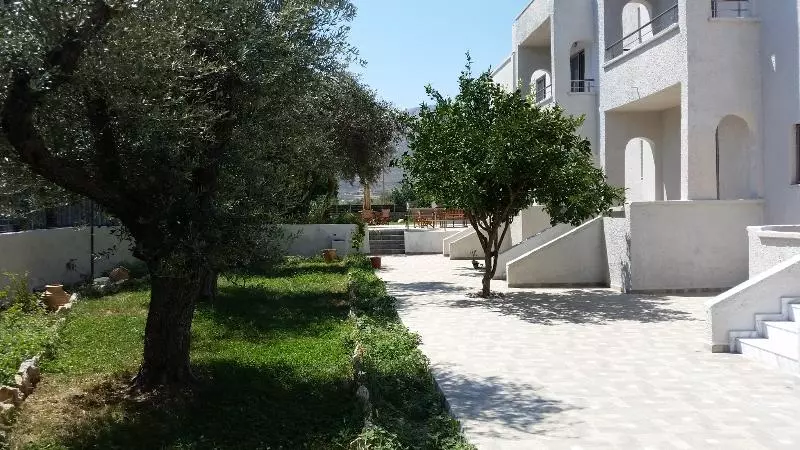 Hotelli Saint George Resort