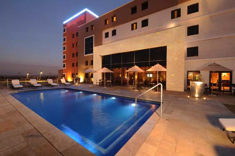 Hotelli Stayeasy Emalahleni