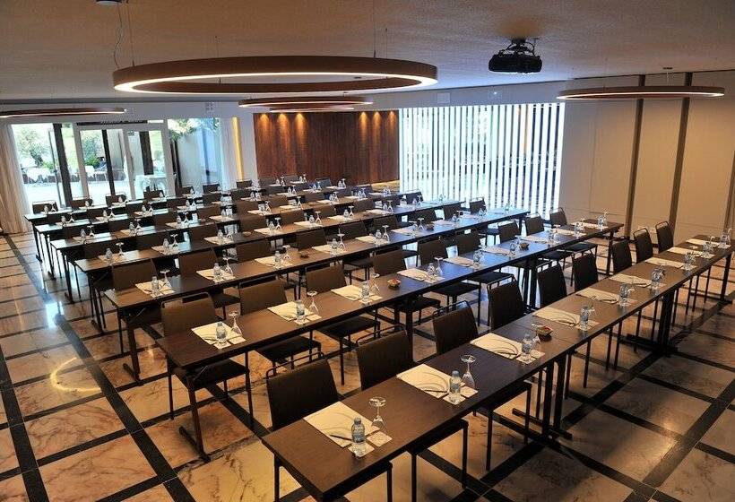 هتل Suites Natura Mas Tapiolas