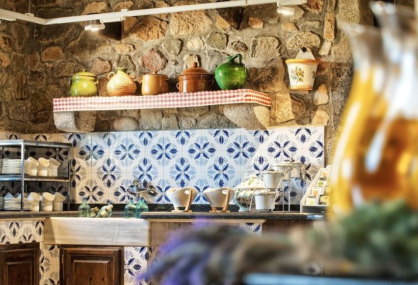 هتل Suites Natura Mas Tapiolas