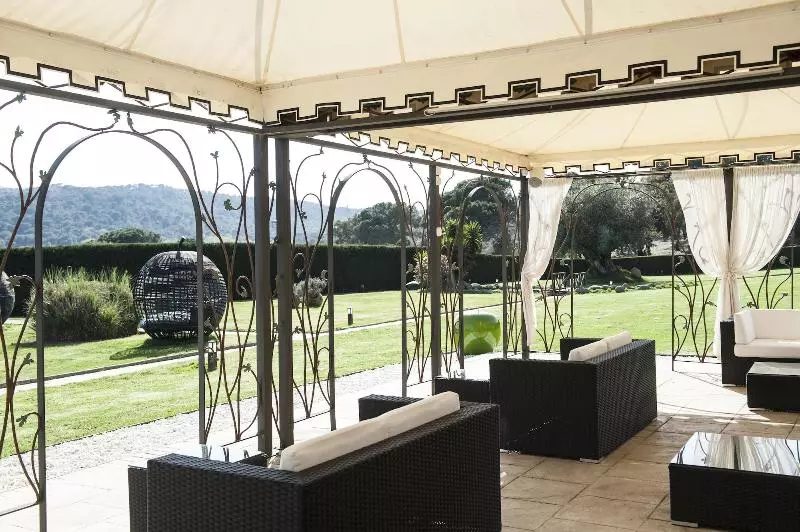 Hôtel Suites Natura Mas Tapiolas