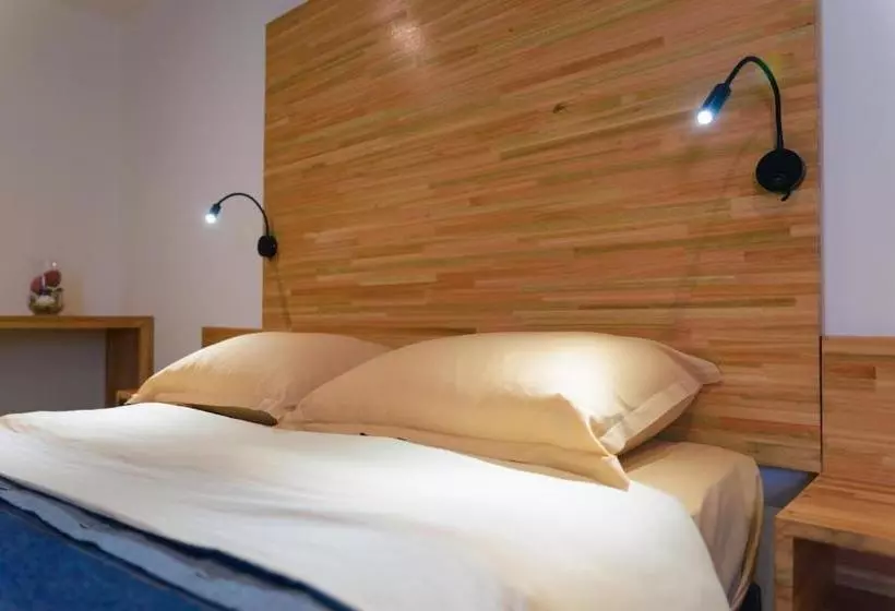 ホテル Tas D Viaje Suites   Hostel Boutique