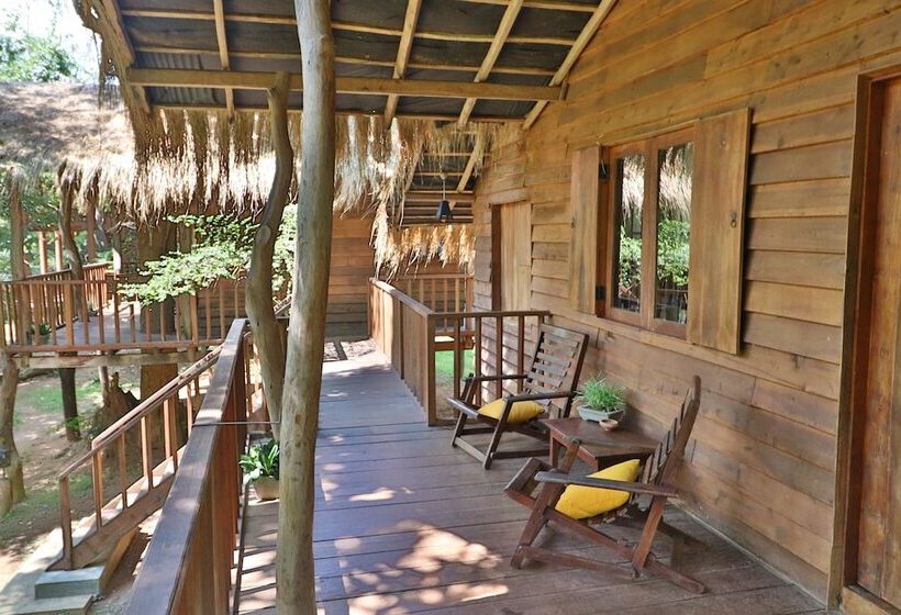 酒店 The Other Corner