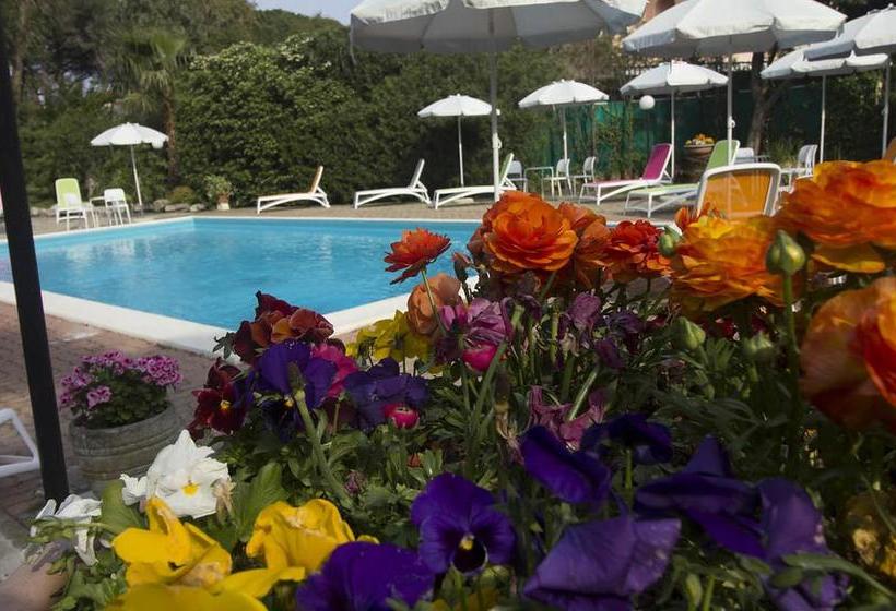 ホテル Loano Apartment Pool & Garden