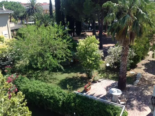 ホテル Loano Apartment Pool & Garden