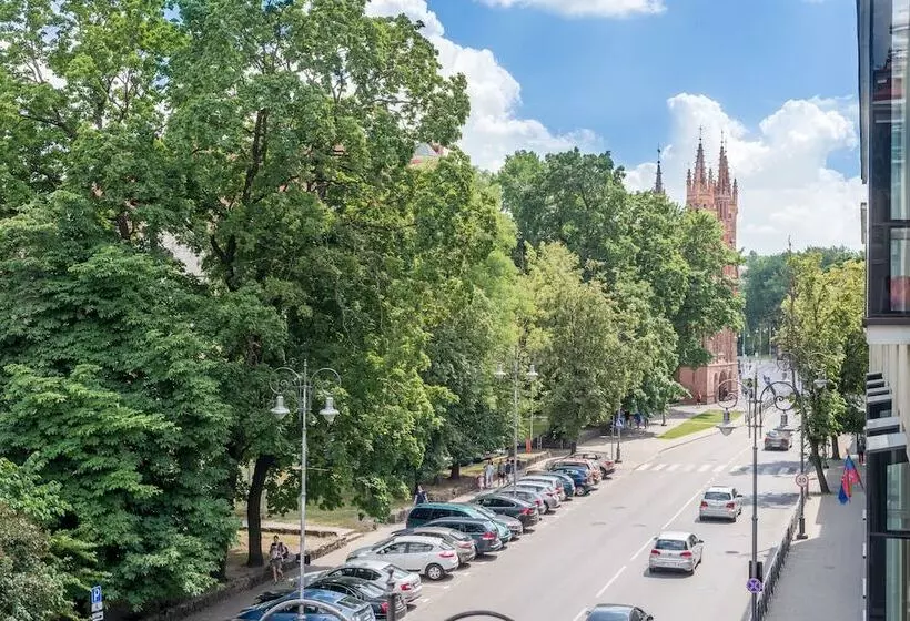 هتل Vilnia
