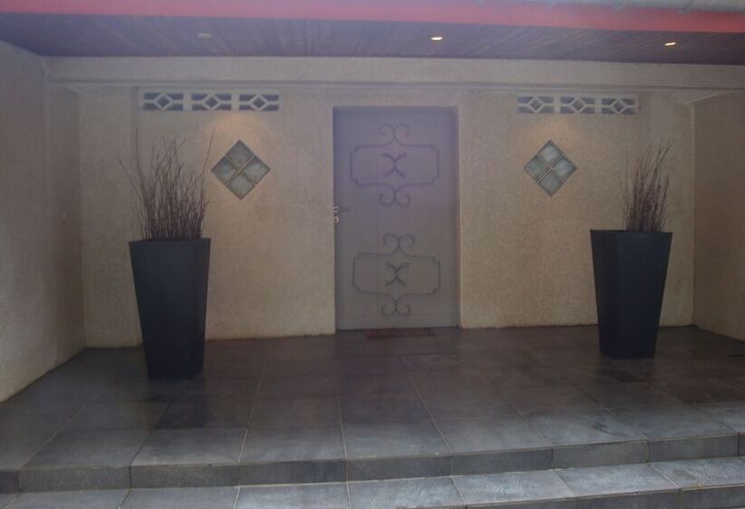 پانسیون Ernaa Chambres D'hotes