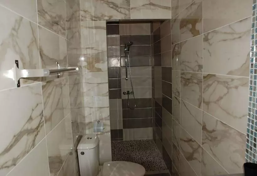 پانسیون Ernaa Chambres D'hotes