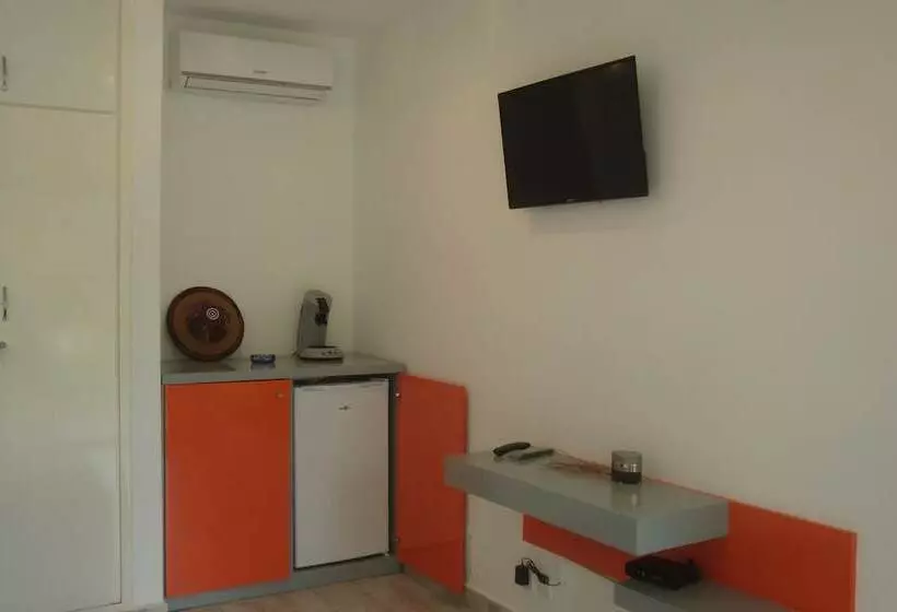 پانسیون Ernaa Chambres D'hotes