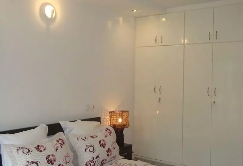 پانسیون Ernaa Chambres D'hotes