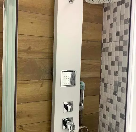 Polykratis Rooms