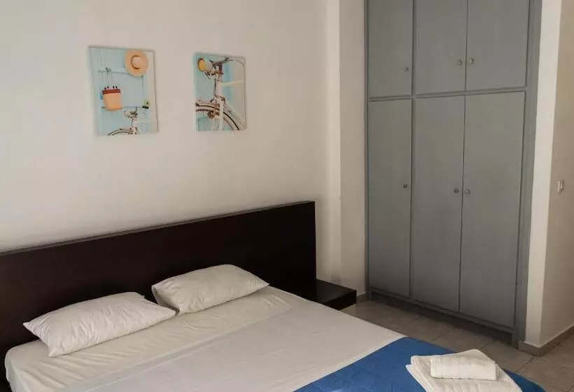 Polykratis Rooms