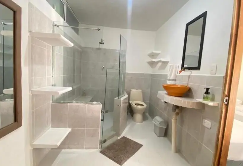 ホテル Necoliving Suites