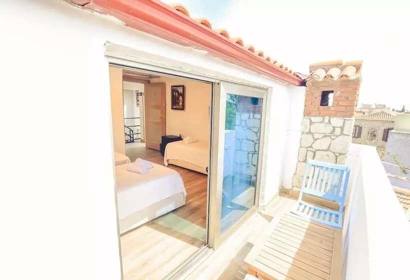 Alacati Asmalı Konak Otel