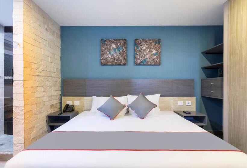 Attraction Hotel Deluxe