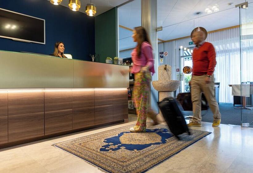 Easy Stay By Hotel La Perla