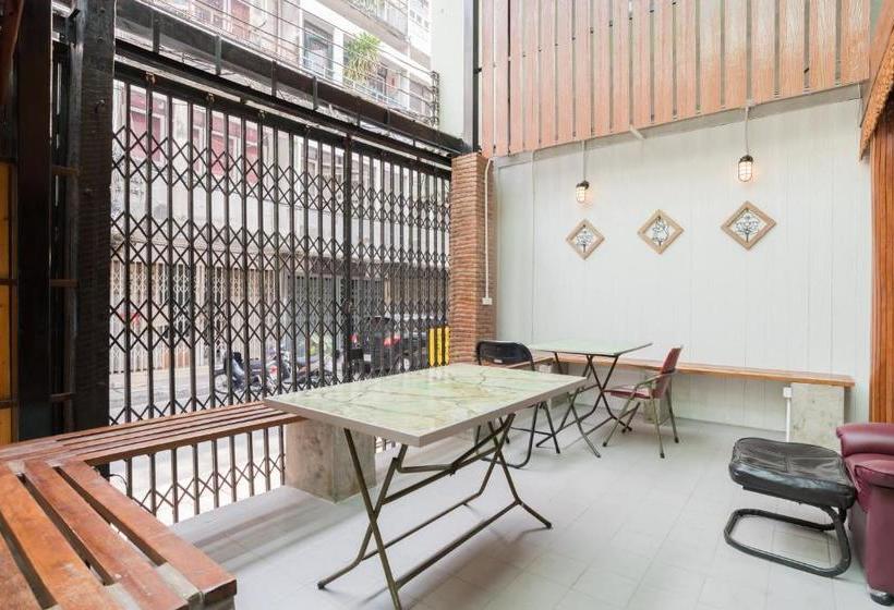 Home Mali Hostel At Hua Lumpong