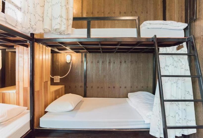 Home Mali Hostel At Hua Lumpong