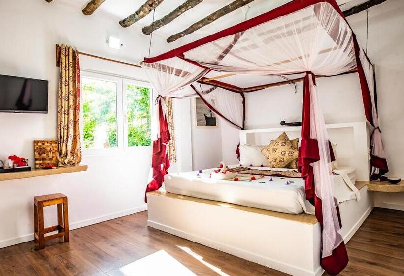 Ahg Dream S Bay Beach Hotel   Adults Only