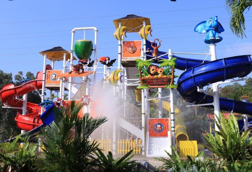 فندق Bukit Merah Laketown Resort