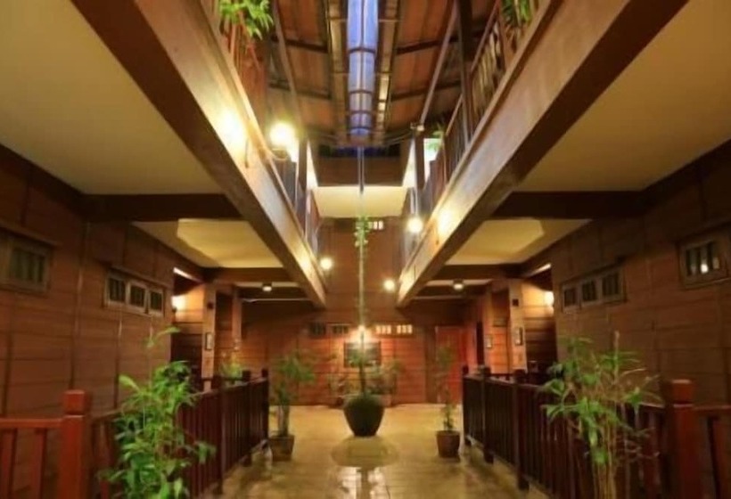 فندق Bukit Merah Laketown Resort