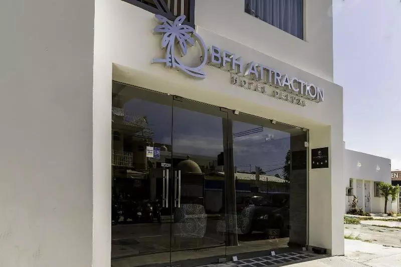 Attraction Hotel Deluxe