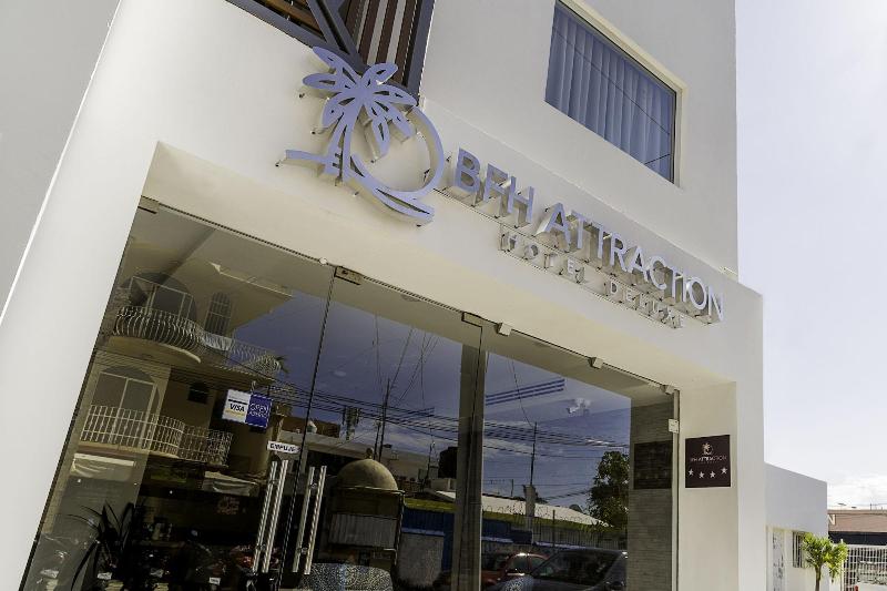 Attraction Hotel Deluxe