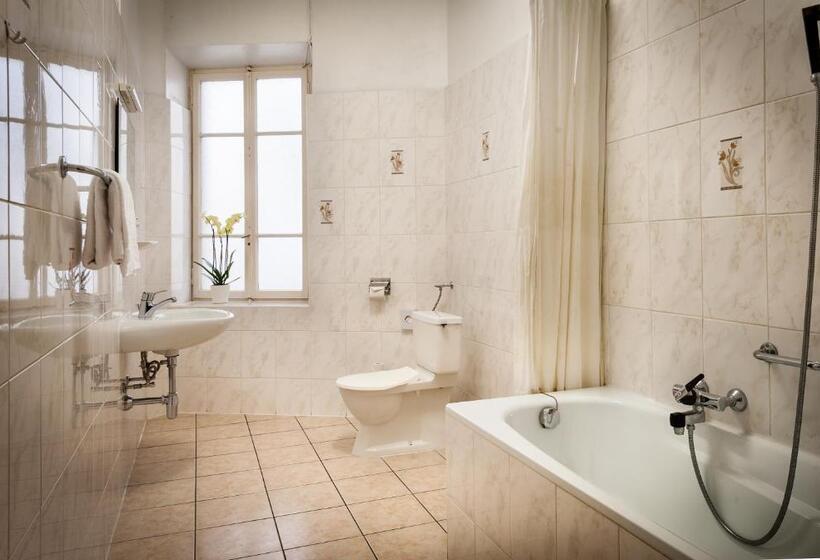 בית מלון כפרי Easyrooms Dell'angelo