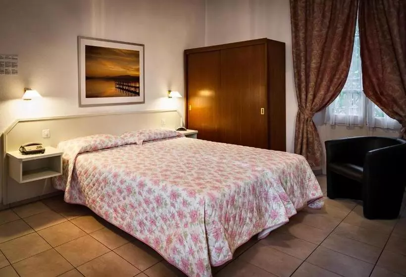ホテル Easyrooms Dell'angelo