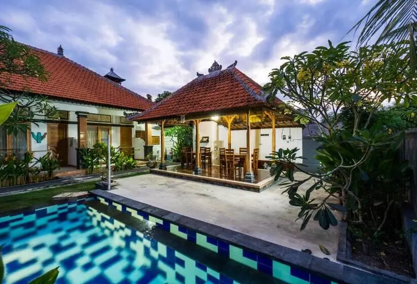 Hotelli Lembongan Reef