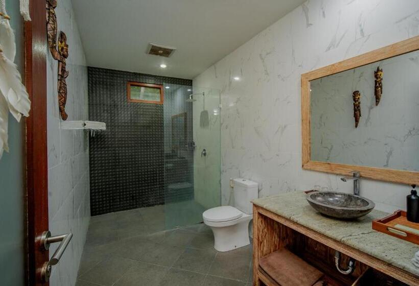 فندق Lembongan Reef